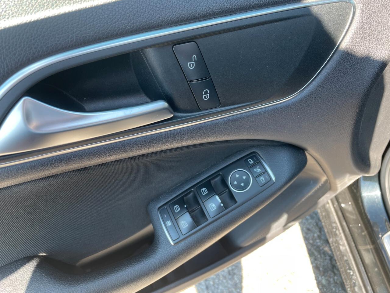 Mercedes-benz B 180 Premium UNICO PROPRIETARIO