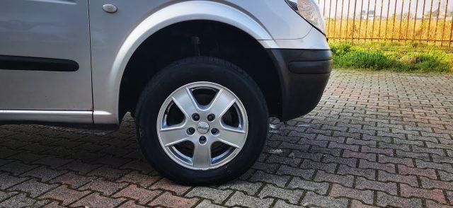 MERCEDES-BENZ Viano 2.2 CDI 4Matic - Allestimento VAN