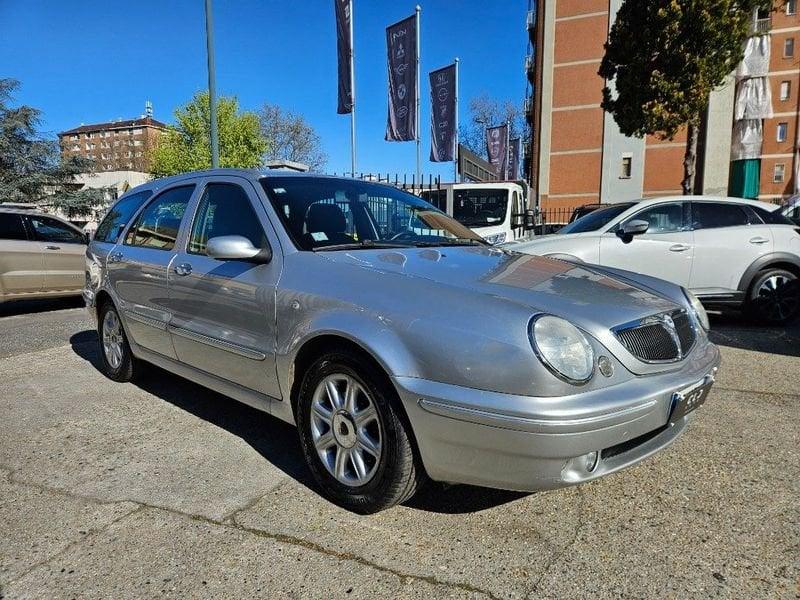 Lancia Lybra 1.8i 16V VVT cat Station Wagon