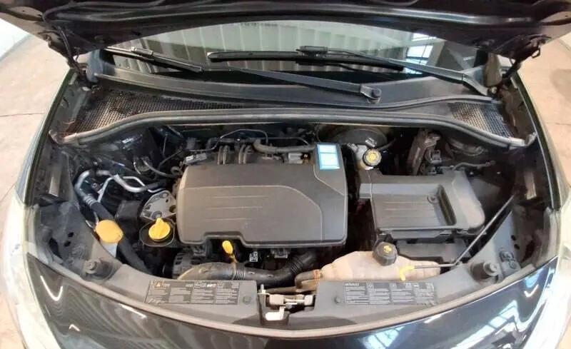 Renault Clio 1.2 16V 3 porte Le Iene