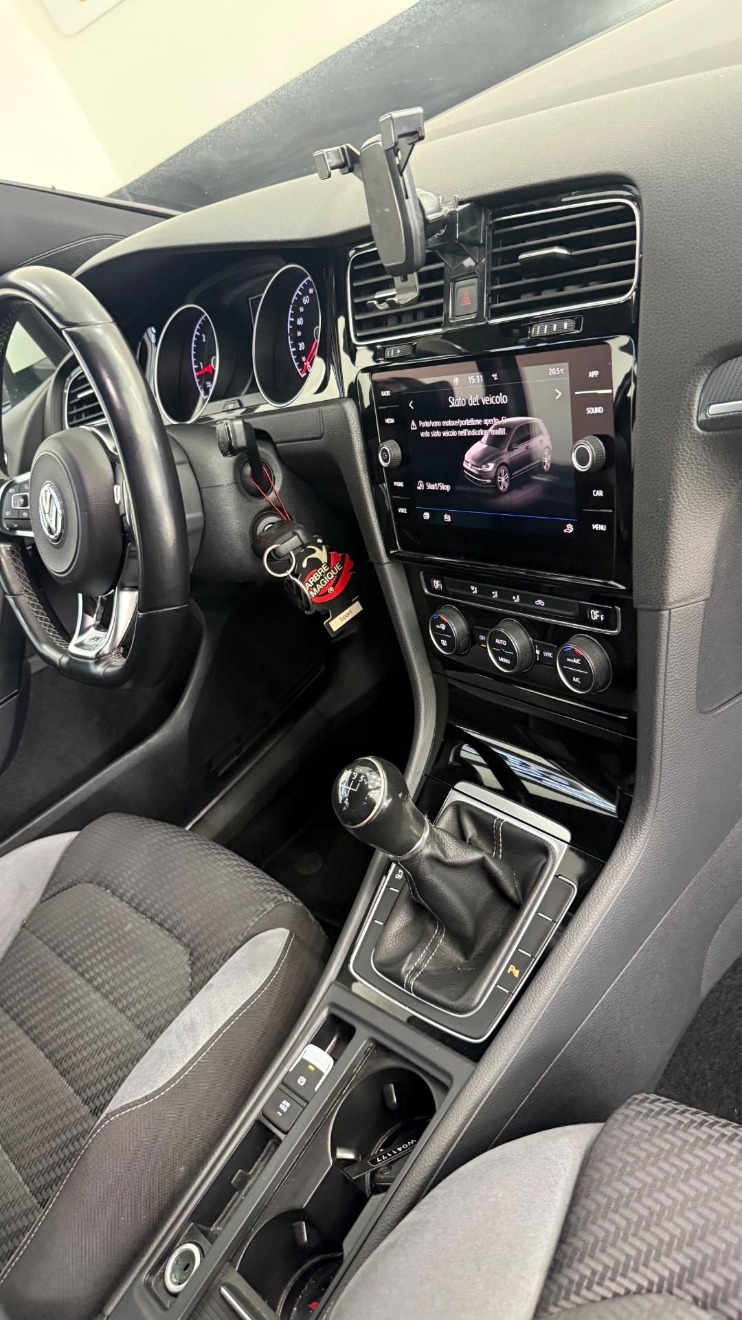 Volkswagen Golf 1.6 TDI 115 CV 5p. R-line