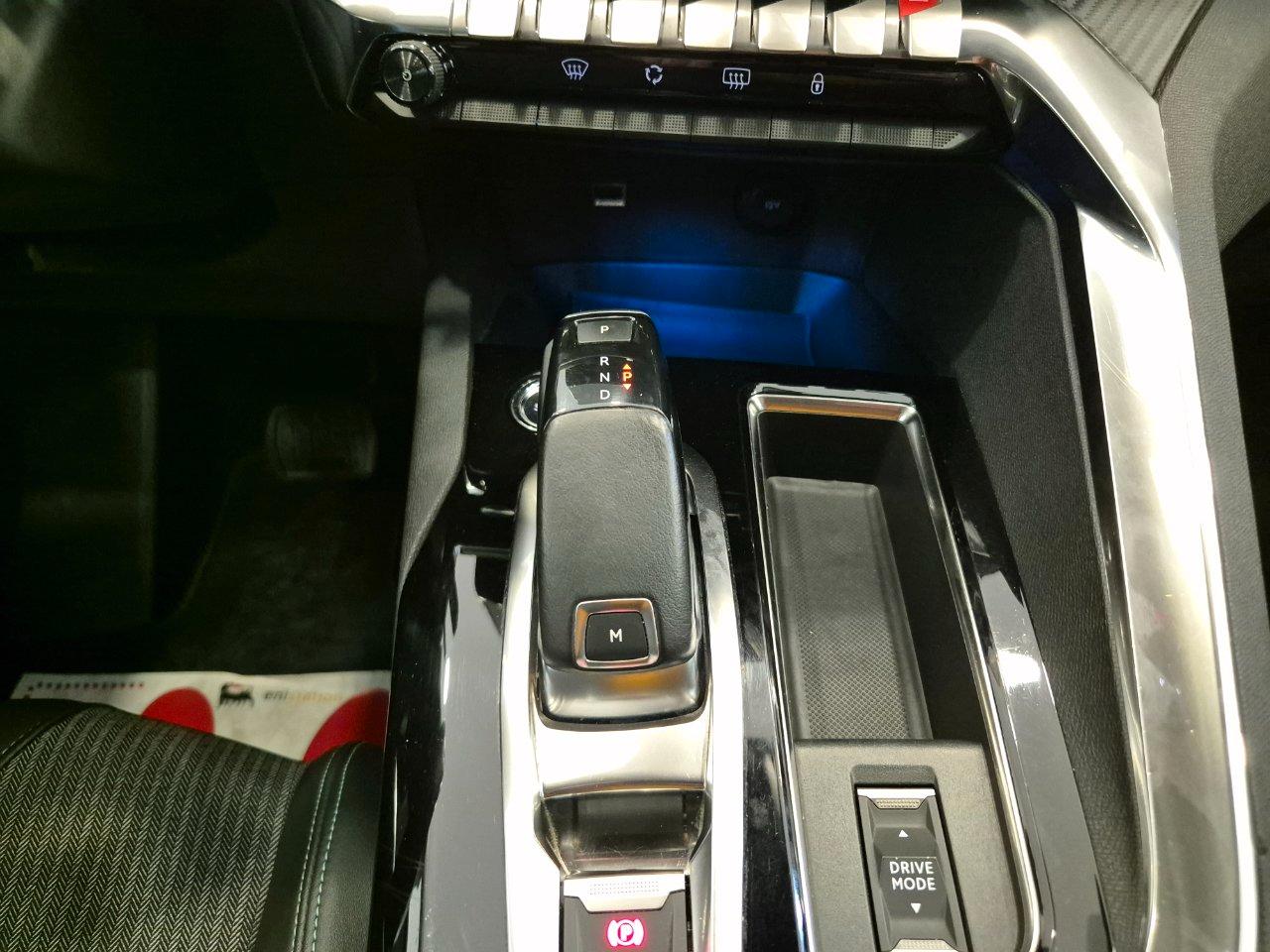 Peugeot 5008 1.5 bluehdi Allure s&s 130cv eat8 - NEOPATENTATI - Carplay - Cam - Cruise/Lim