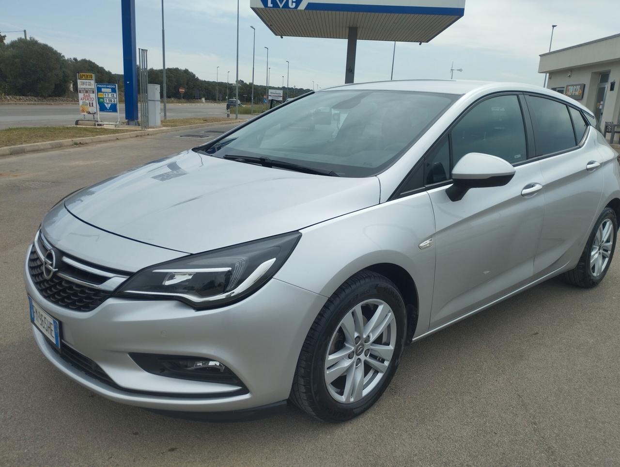 Opel Astra 1.0 Turbo ecoFLEX Start&Stop aut. 5 porte Innovation