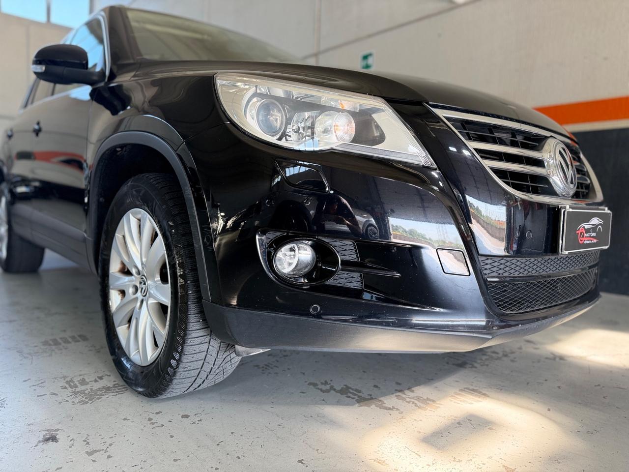 Volkswagen Tiguan 2.0 16V TDI DPF tiptronic Sport & Style (18°)