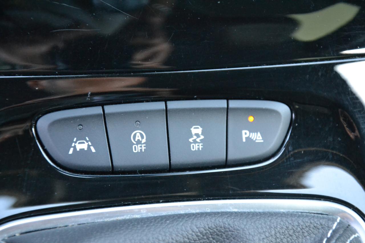 Opel Astra 1.6 CDTi 110CV 4 CILINDRI INNOVATION **UNIPRO'**