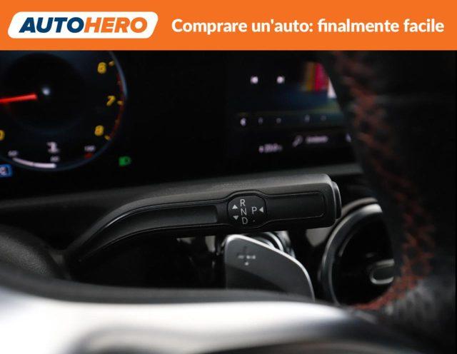 MERCEDES-BENZ A 180 Automatic Premium