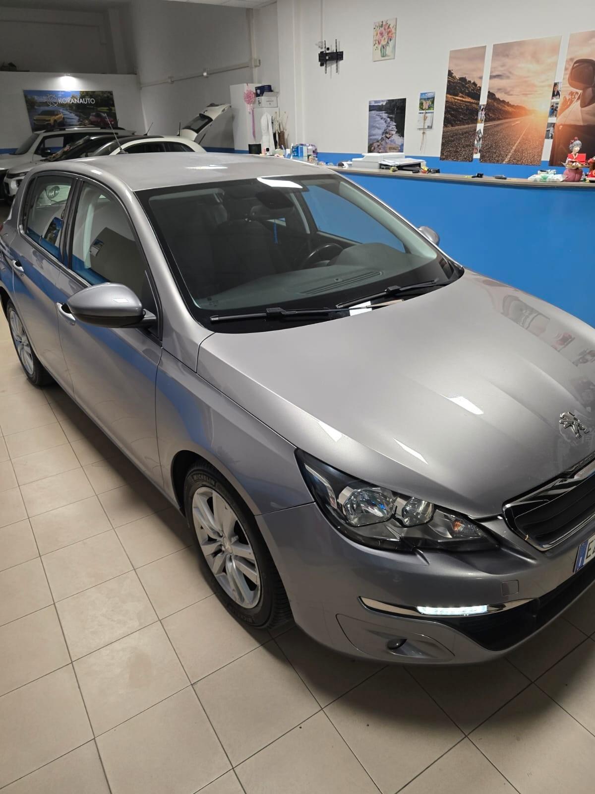 Peugeot 308 BlueHDi 120 S&S Business