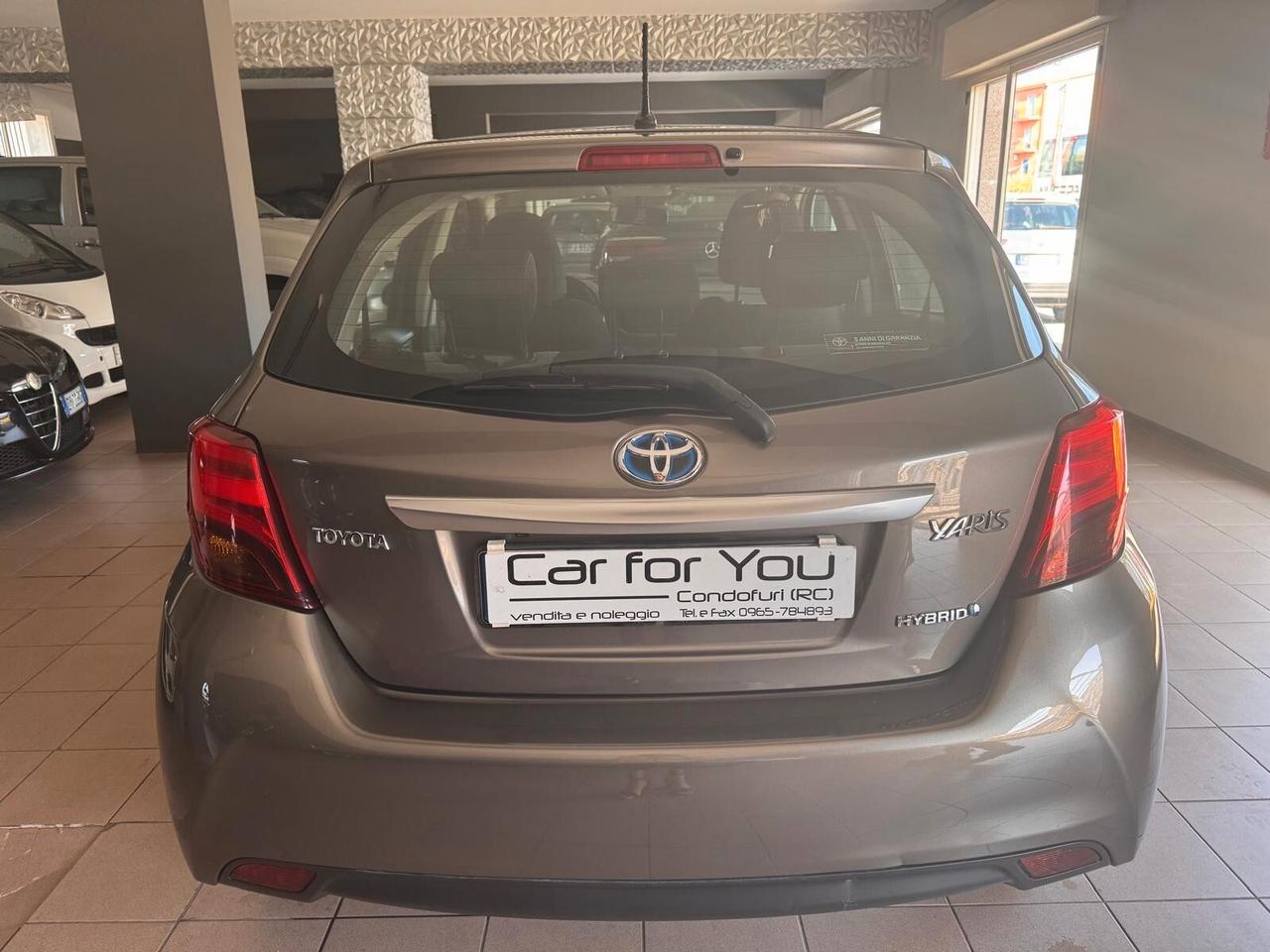 Toyota Yaris 1.5 Hybrid 5 porte Business