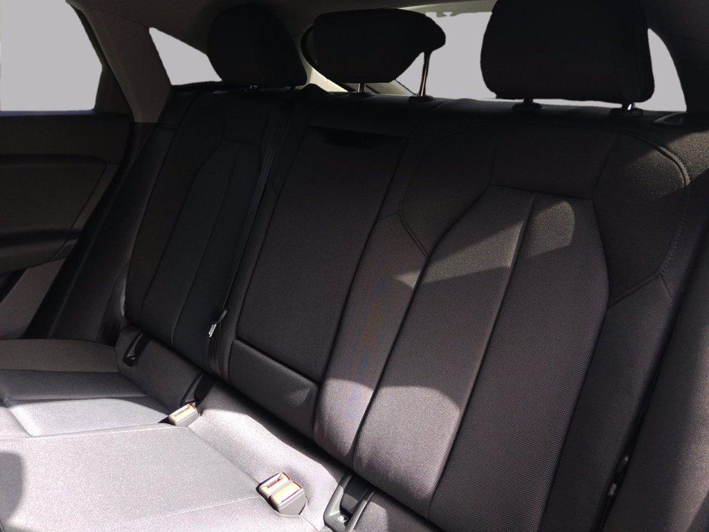 AUDI Q6 sportback e-tron business advanced 292cv del 2026