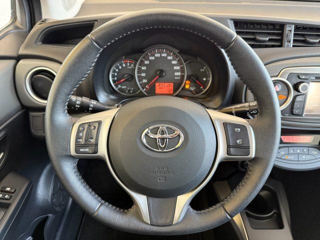 TOYOTA Yaris 1.0 5 porte Active NEOPATENTATI / PREZZO REALE