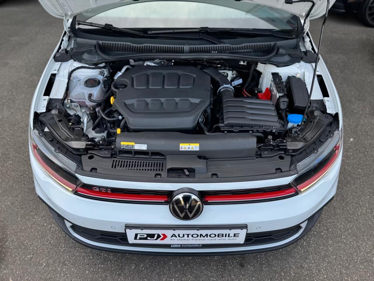 Volkswagen Polo GTI NAVI - CAMERA