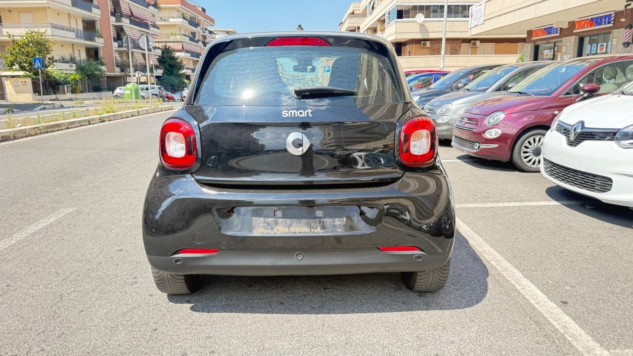 Smart ForFour 90 0.9 Turbo Prime LED NAVI PANORAMA PDC CERCHI 15 BLUETOOTH