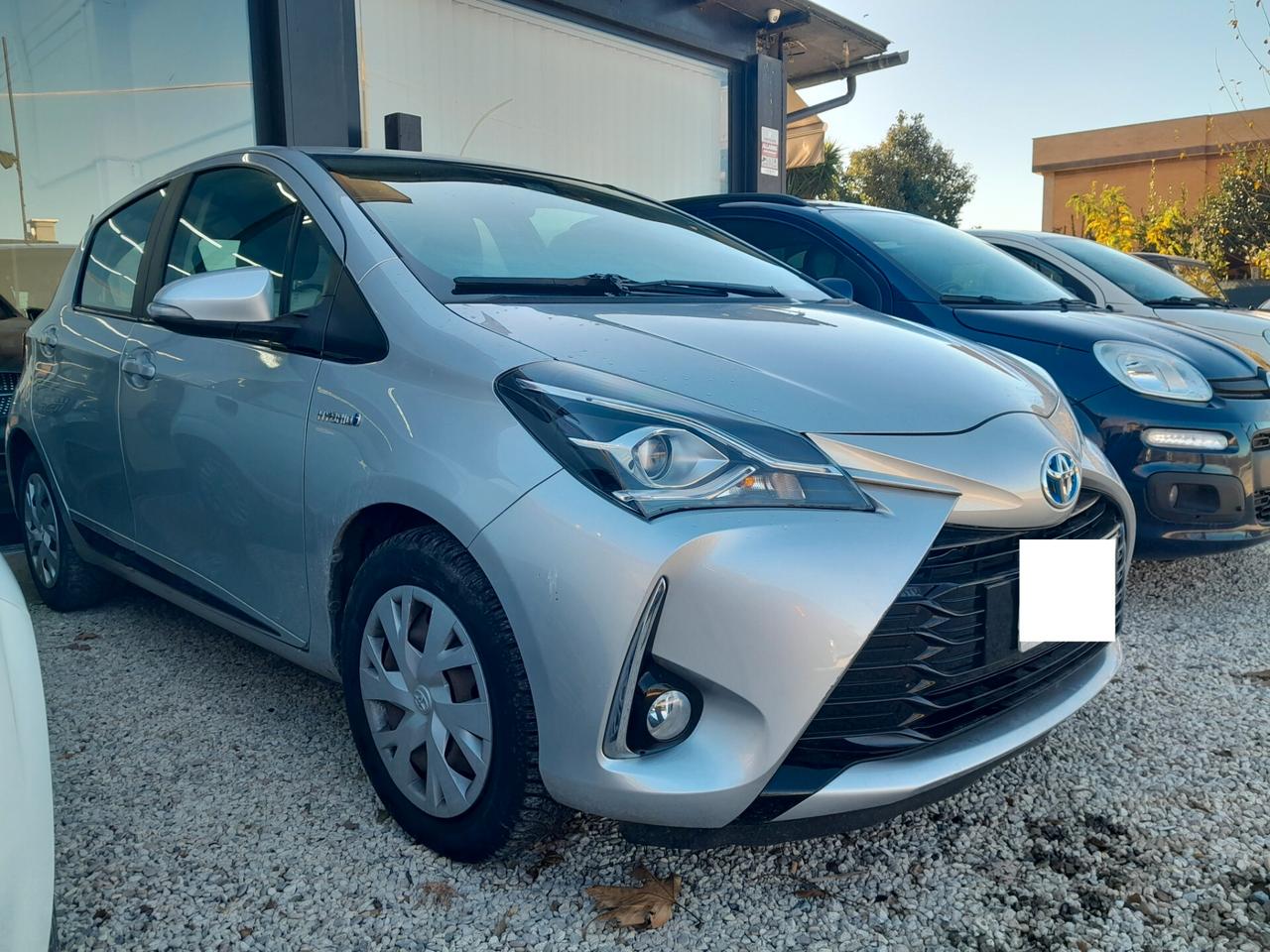 Toyota Yaris 1.5 Hybrid 5 porte Active