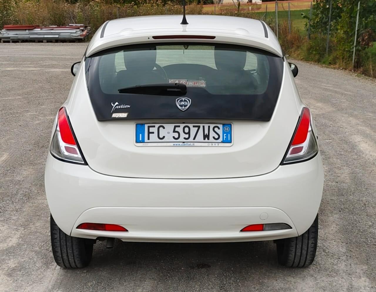 Lancia Ypsilon 1.2 69 CV 5 porte GPL Ecochic Gold
