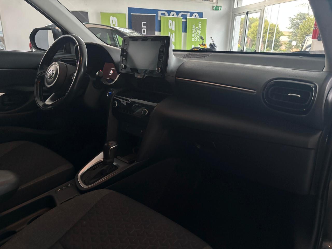 Toyota Yaris Cross 1.5 Hybrid E-CVT Business