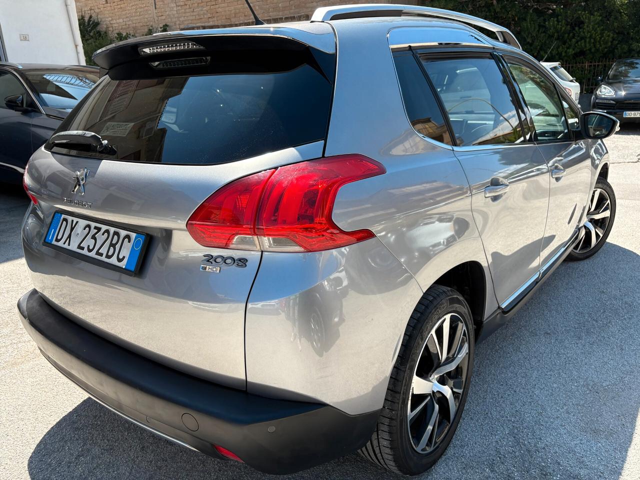 Peugeot 2008 1.6 e-HDi 92 CV Stop&Start Allure