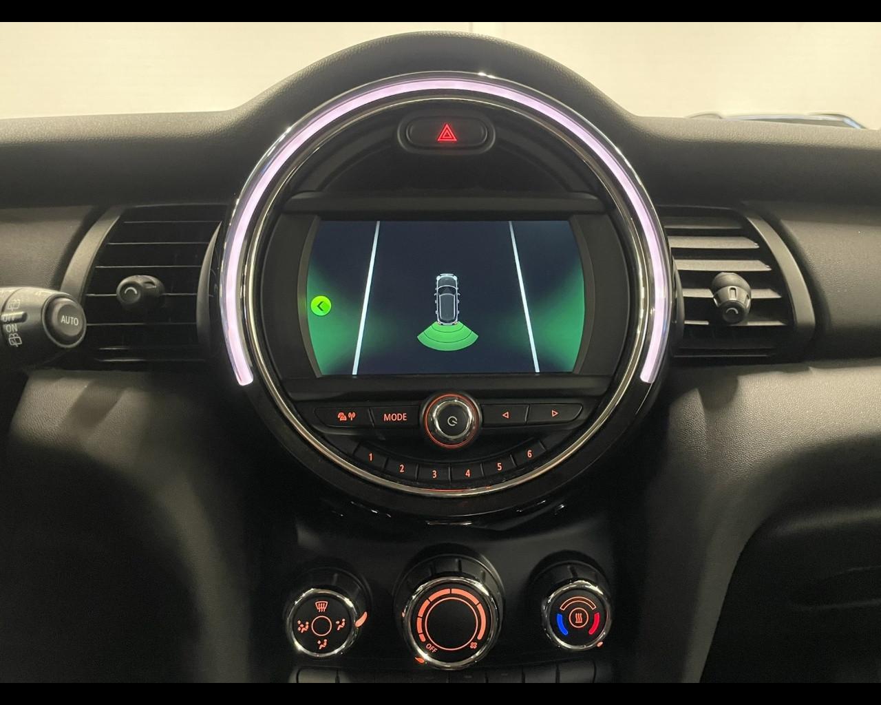 MINI Mini 5 porte (F55) - Mini 1.5 One 75 CV Baker Street 5 porte