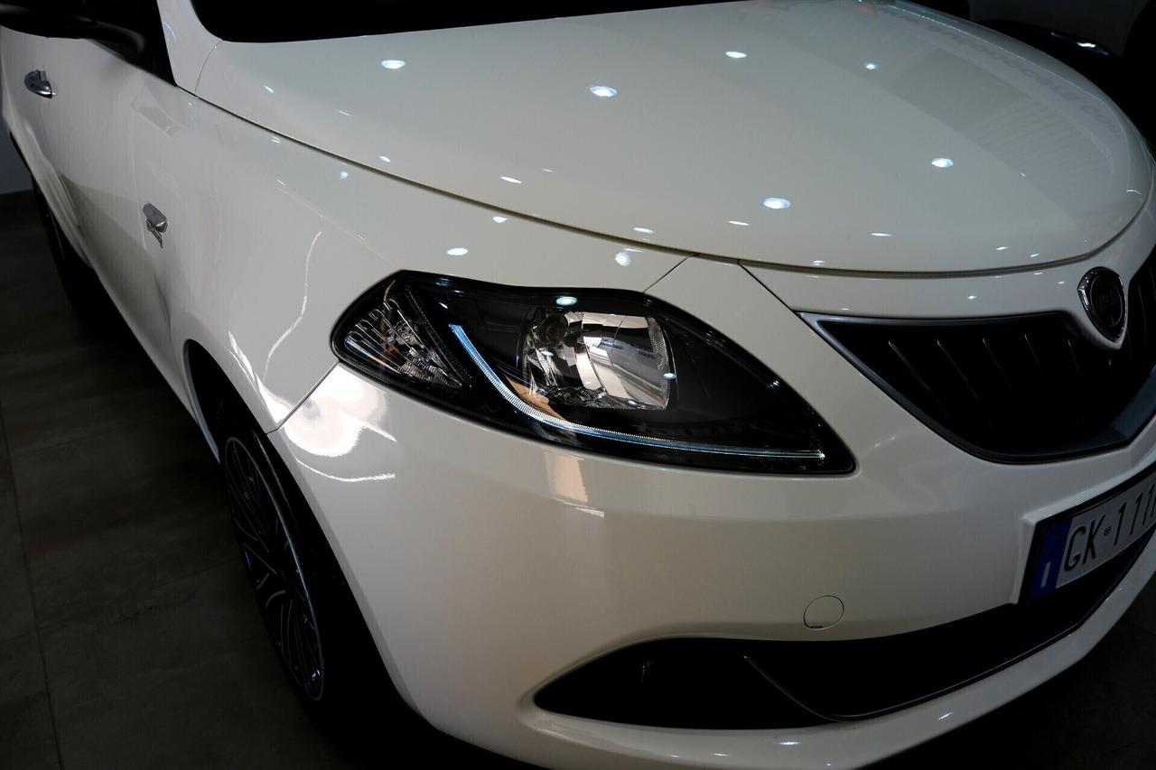 Lancia Ypsilon HYBRID 1000 70 cv GOLD 5°POSTO