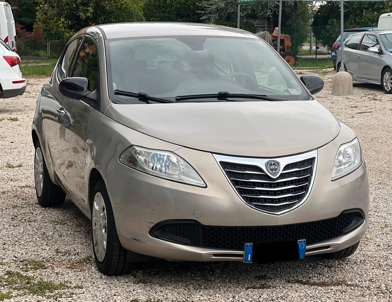 Lancia Ypsilon 1.2 69 CV 5 porte GPL Ecochic Gold