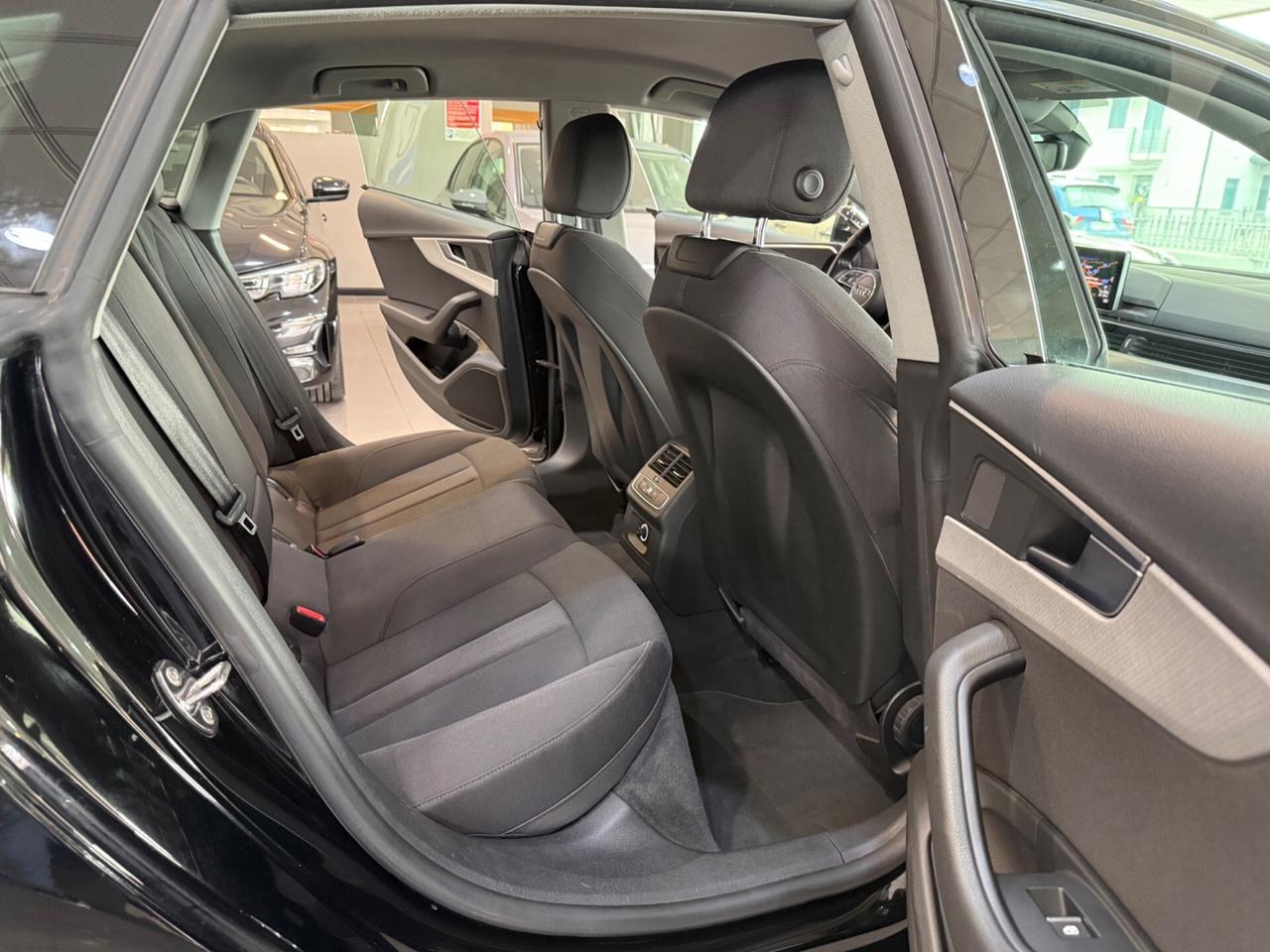 Audi A5 2.0 TDI 190 CV Business Sport 81.000 km