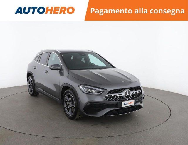 MERCEDES-BENZ GLA 180 d Automatic Premium