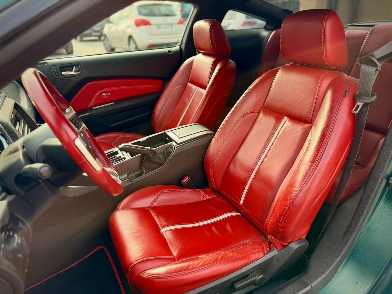 Ford Mustang GT 4.6 V8 U.S.A.