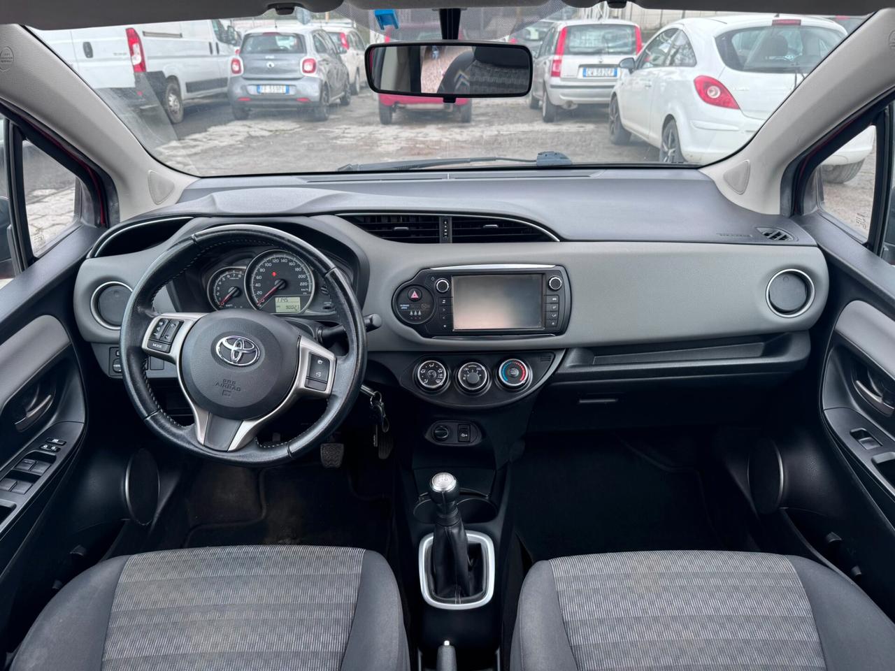 Toyota Yaris 1.0 5 porte Lounge
