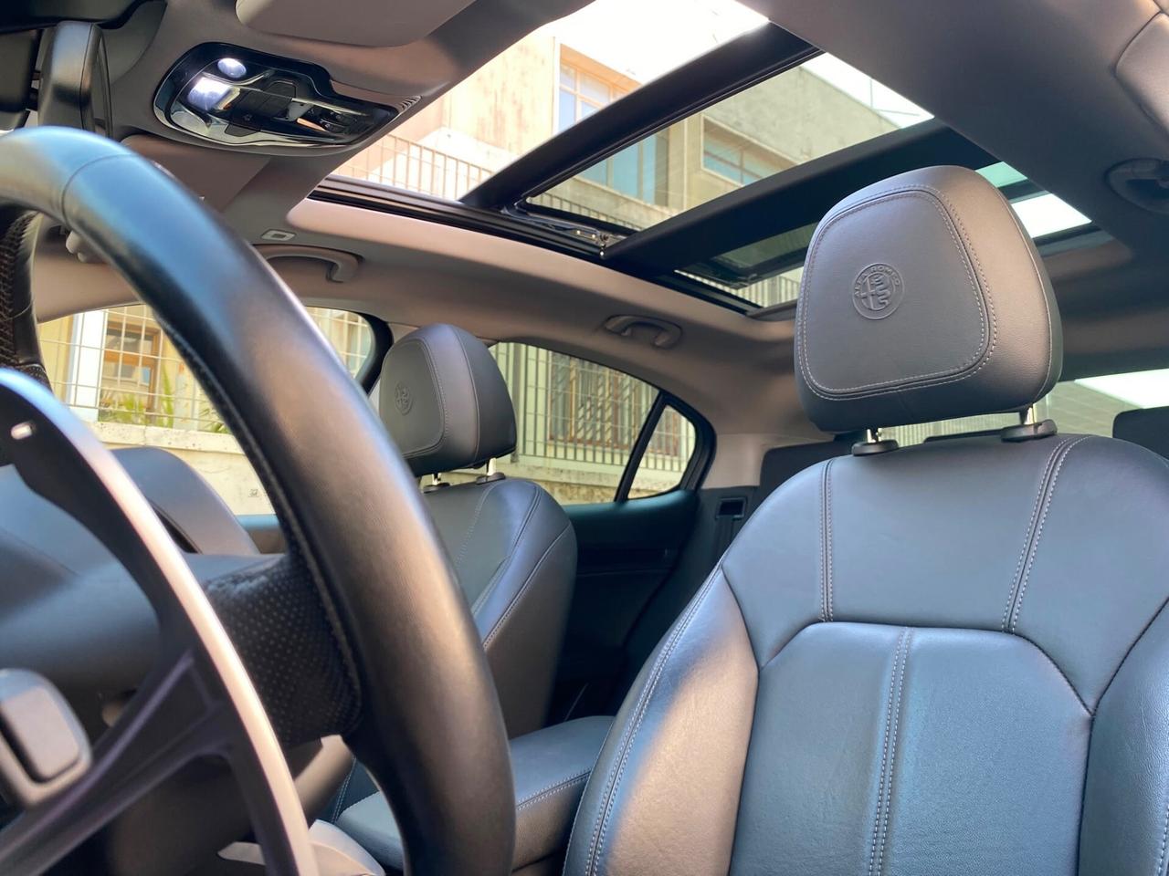 ALFA ROMEO STELVIO 190cv Q4 AT8 TETTO CAM CARPLAY 2021