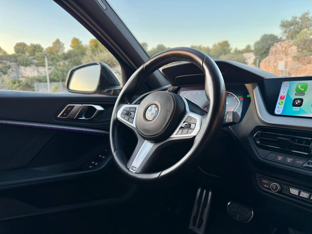 BMW 116D M-SPORT/1.5 116CV/AMBIENT LIGHTS/CAR PLAY/NEO