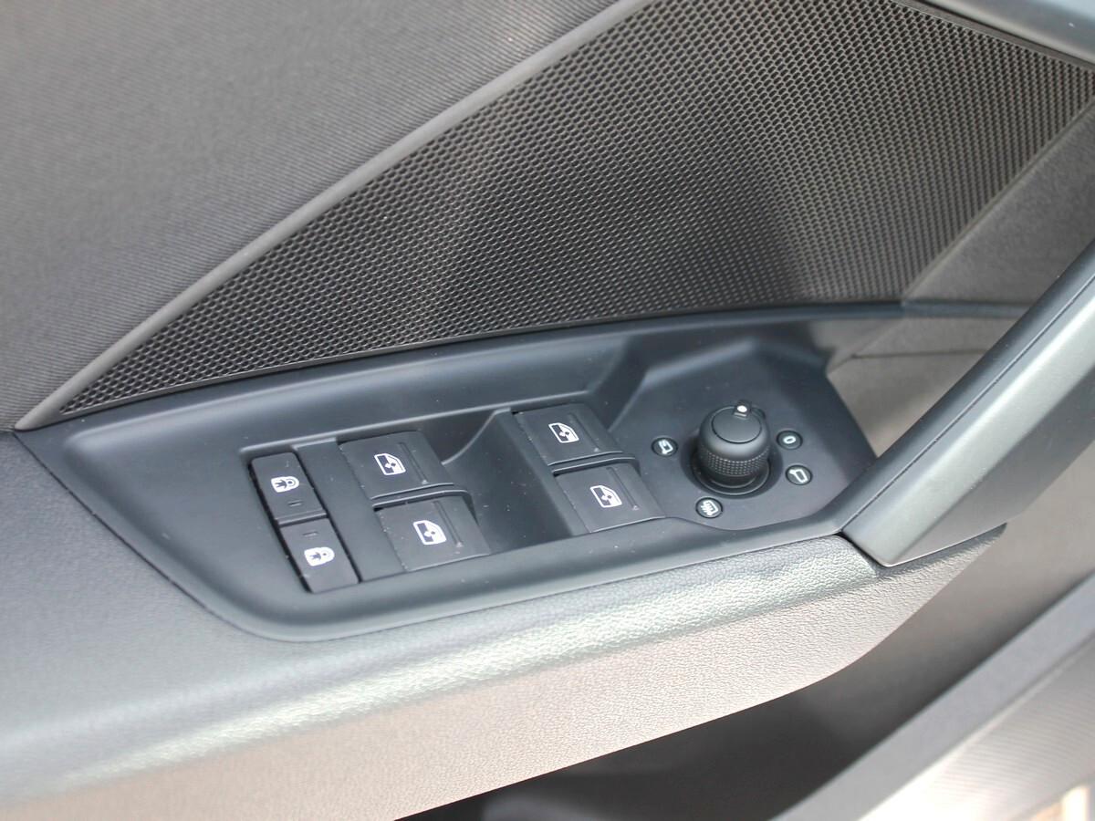 Audi A3 SPB 2.0tdi 150Cv s-tronic Nav Virtual UNIPRO