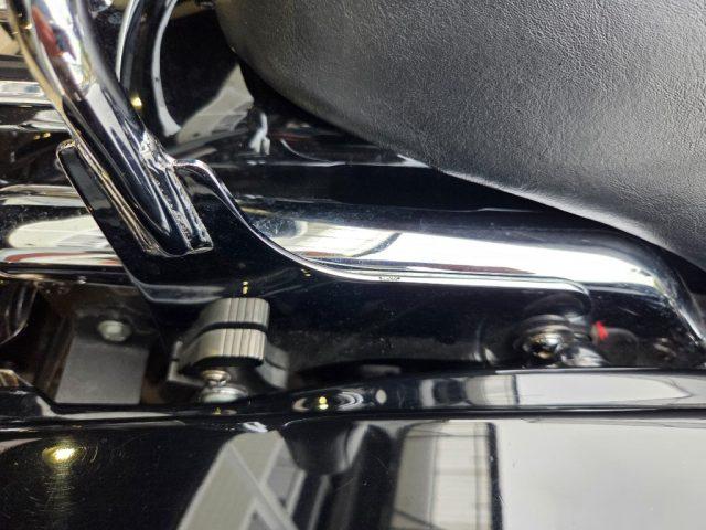 HARLEY-DAVIDSON FLHX Street Glide 1584