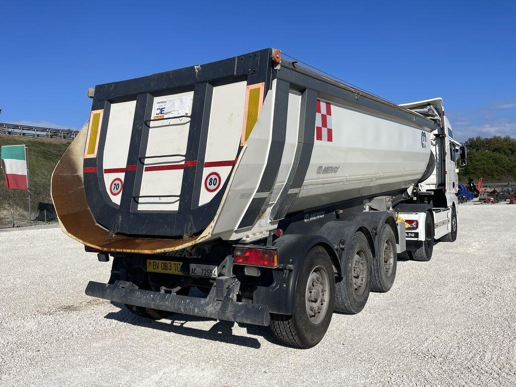 Trarrore stradale Man TGA 18480 + Vasca Menci