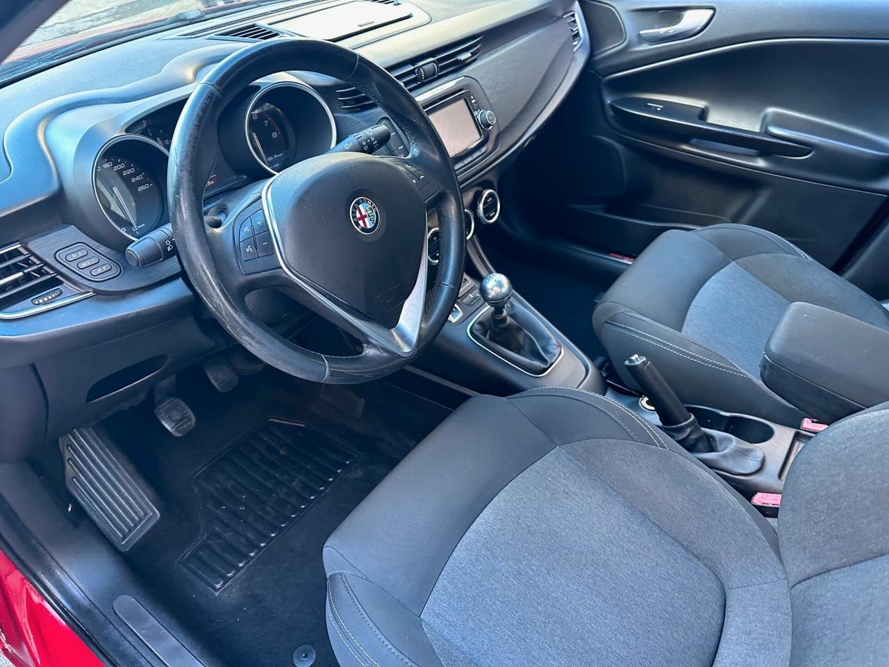 Alfa Romeo Giulietta 1.4 Turbo 120 CV Super*EURO6*CERCHI