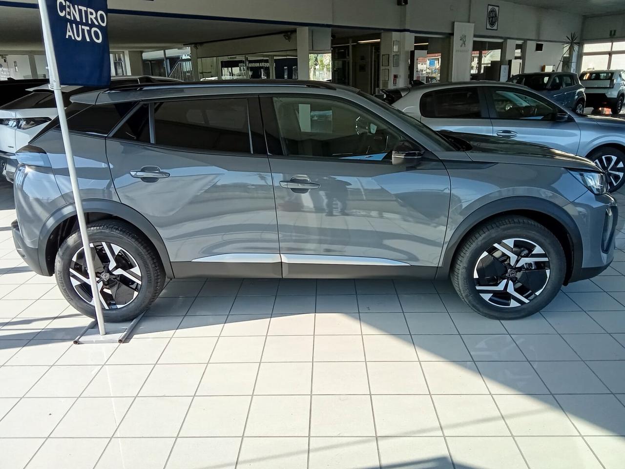 Peugeot 2008 Hybrid 145 e-DCS6 Allure