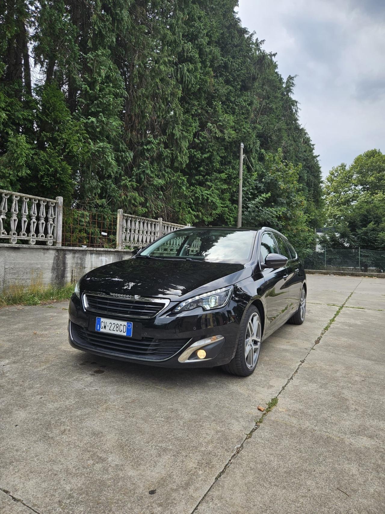 Peugeot 308 PureTech Turbo 130 S&S SW Active