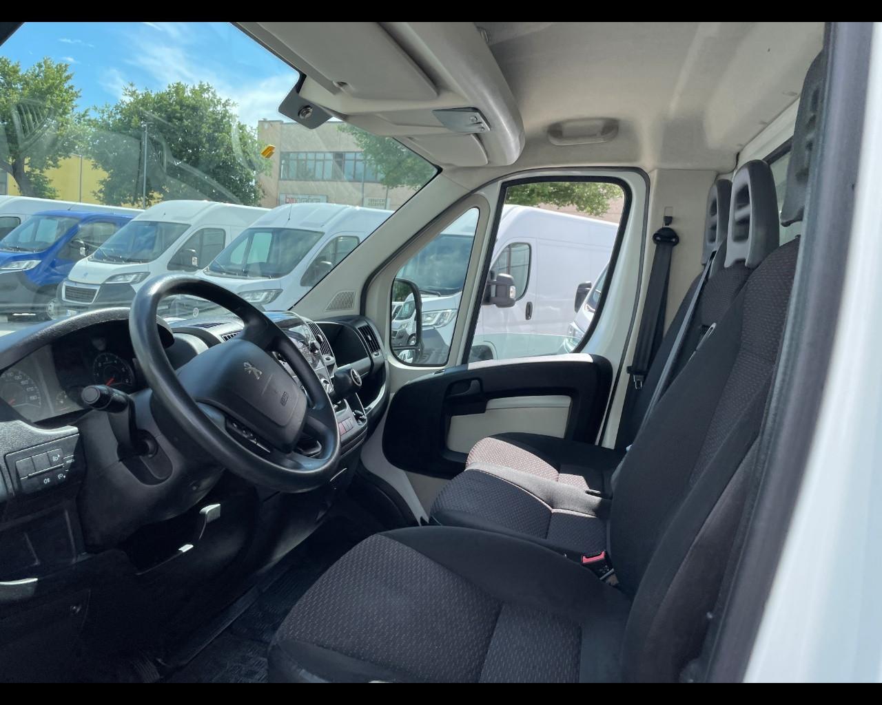 PEUGEOT PEUGEOT Boxer Cabinato porta laterale, trasporto mobili 160CV