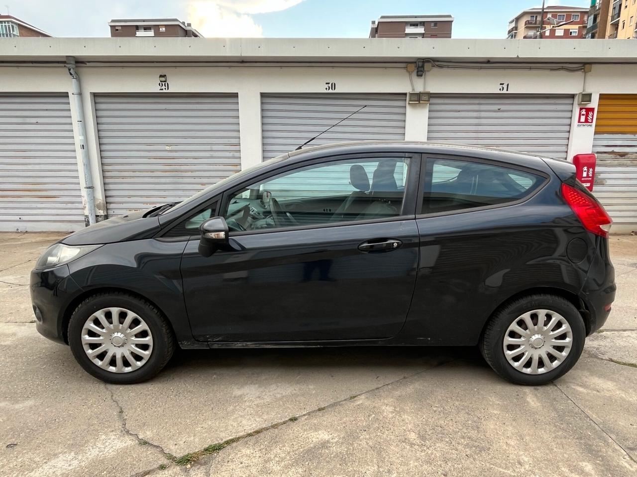 Ford Fiesta 1.4 3 porte Bz.- GPL Titanium MOTORE SOSTITUITO
