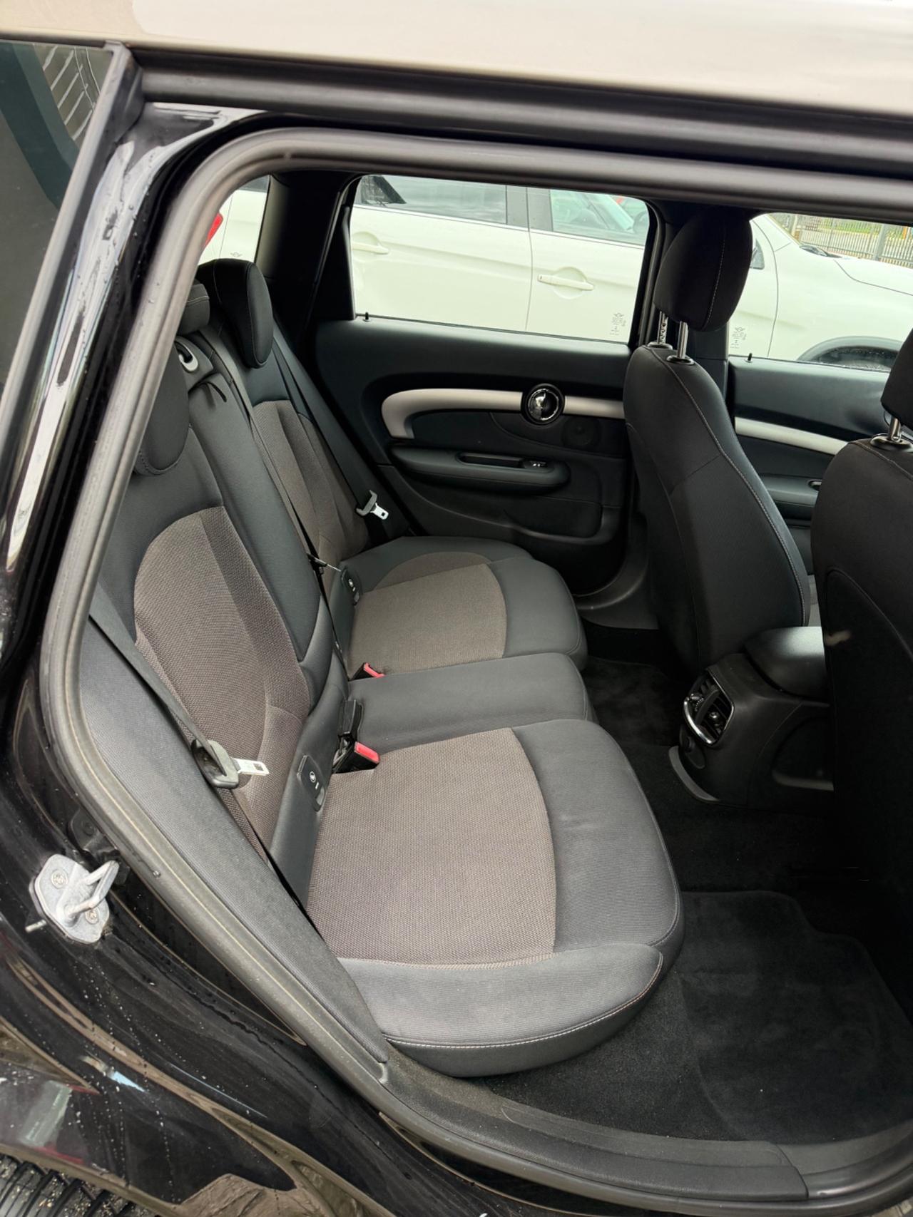 Mini Cooper D Clubman 2.0 Hype