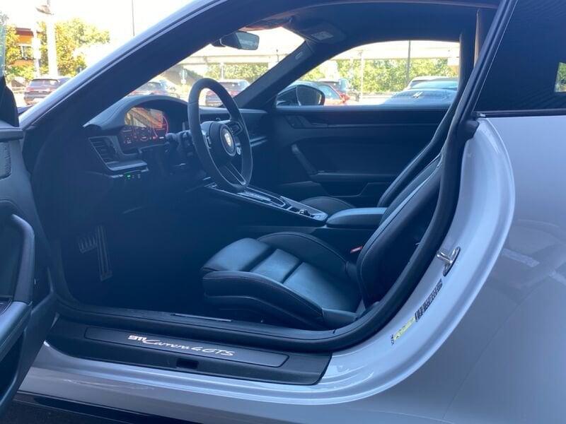 Porsche 911 911 Carrera 4 GTS Coupè 541 CV (992.2)