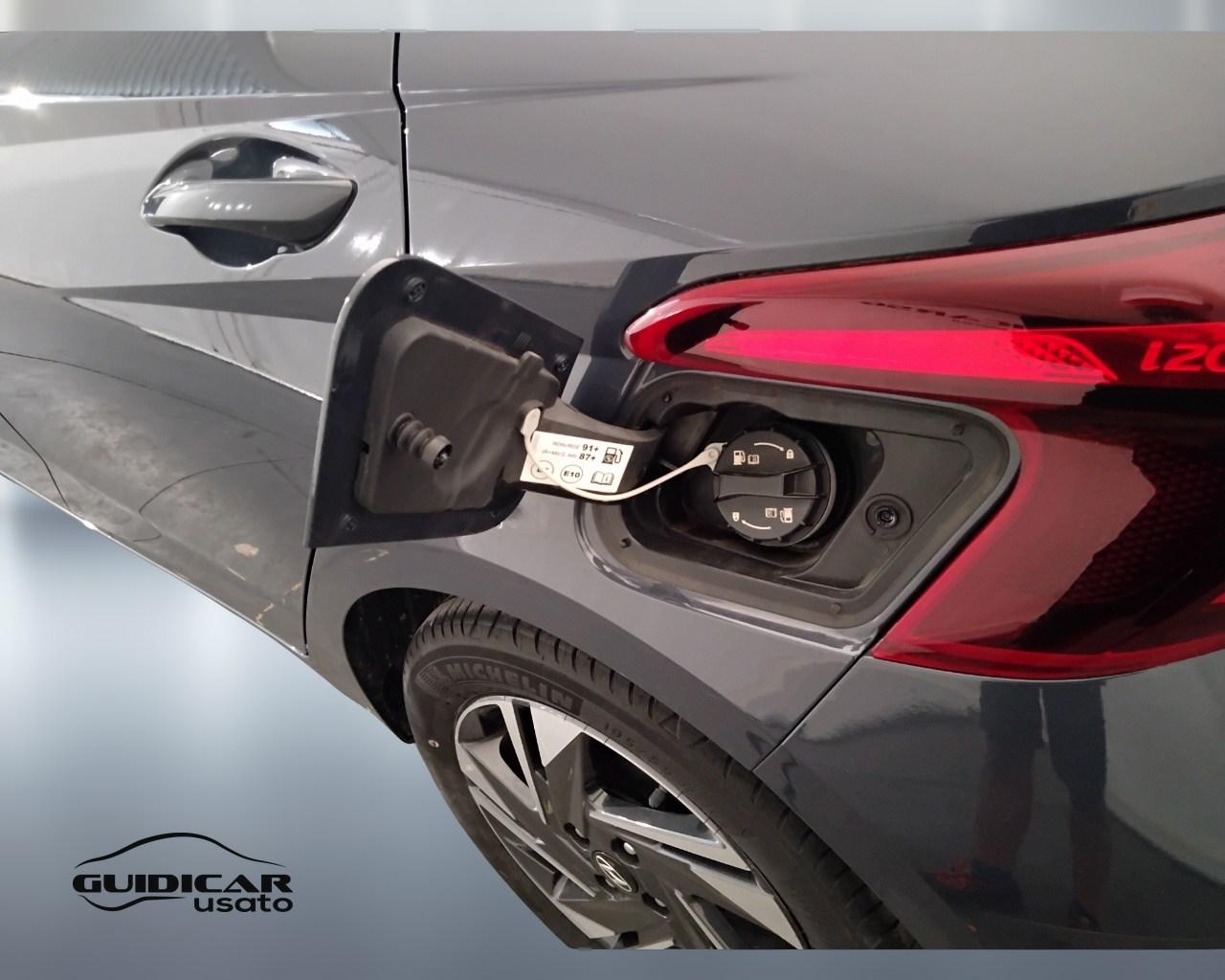 HYUNDAI i20 III 2021 - i20 1.2 mpi Connectline Exterior Pack