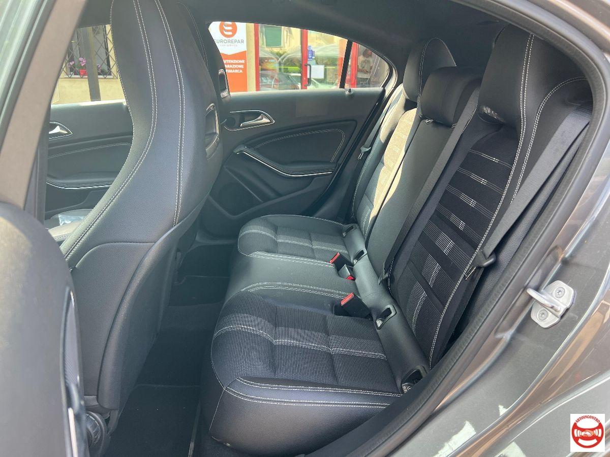 MERCEDES - Classe A A 180 d Sport auto my16