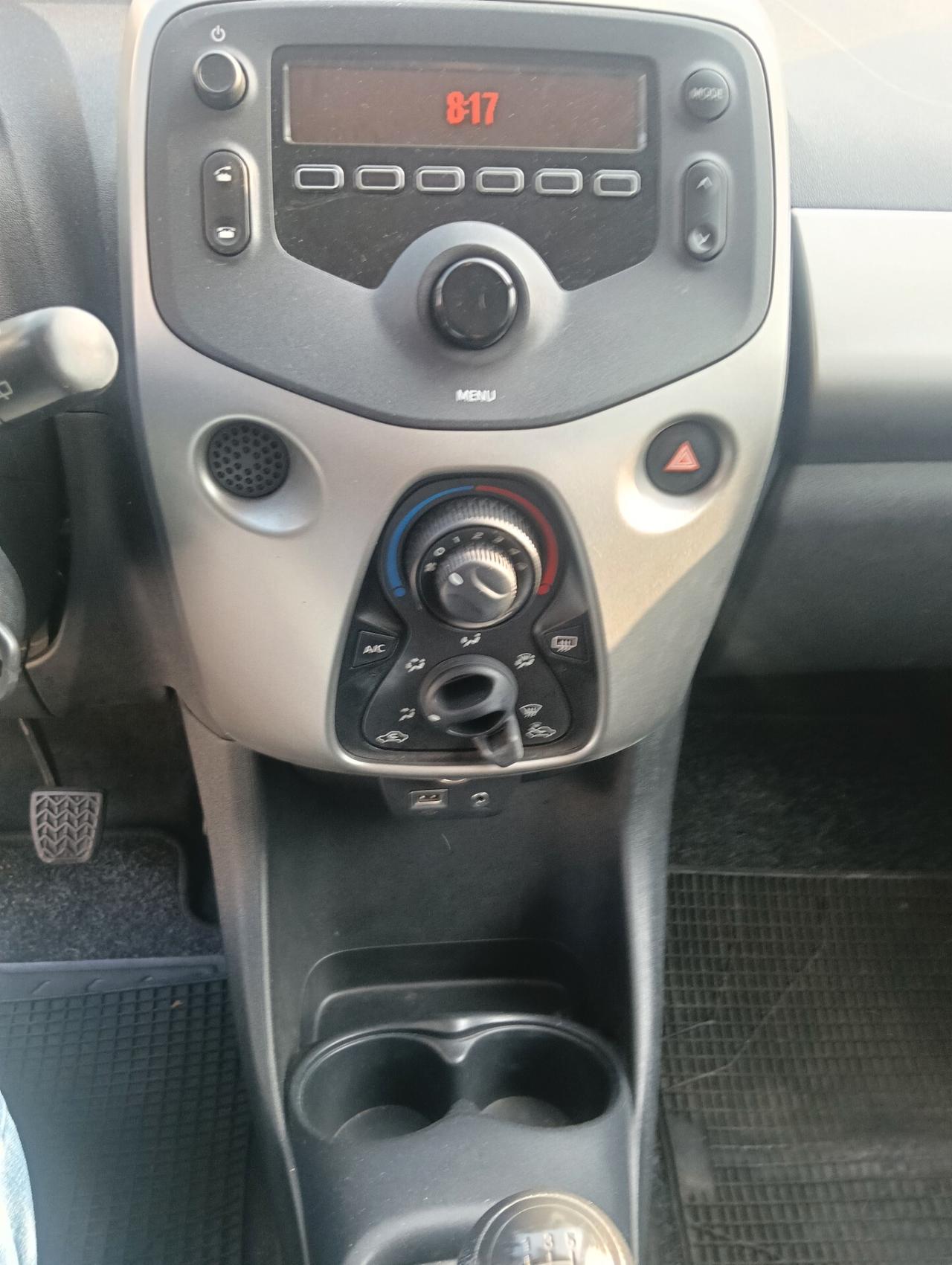 Citroen C1 PureTech 82 5 porte Shine