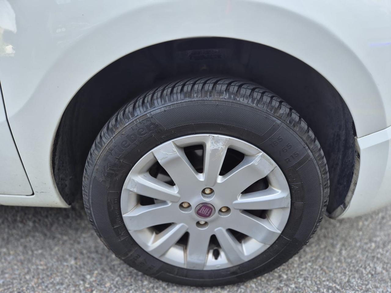 Fiat Qubo 1.3 MJT 95 CV Trekking*TRENO GOMME NUOVE*