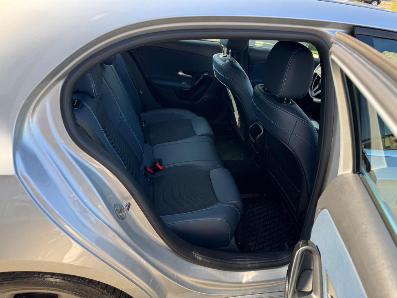 Mercedes-Benz A 180 Business A 180 D #5897