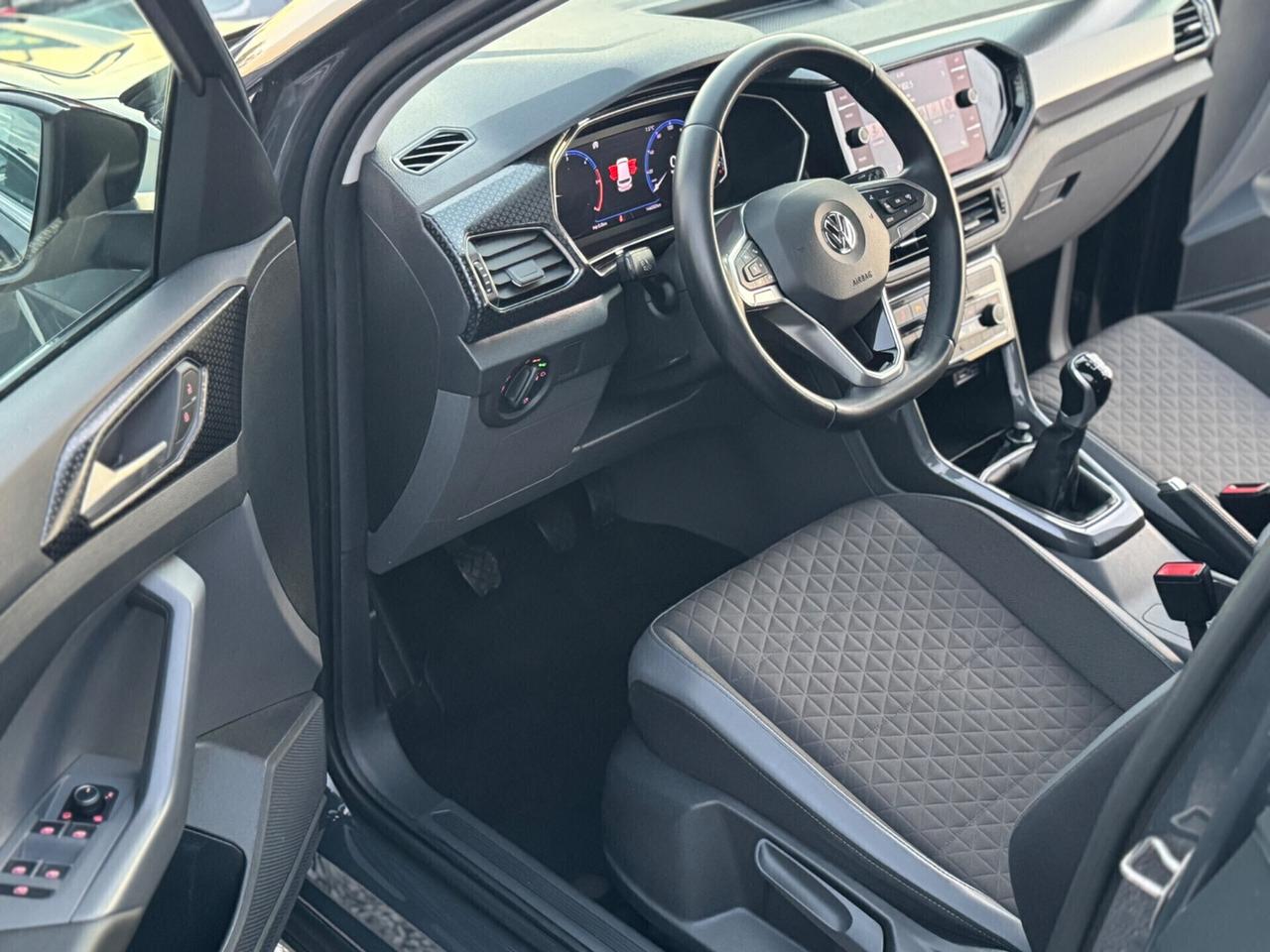 Volkswagen T-Cross 1.6 TDI Style Neopatentati !