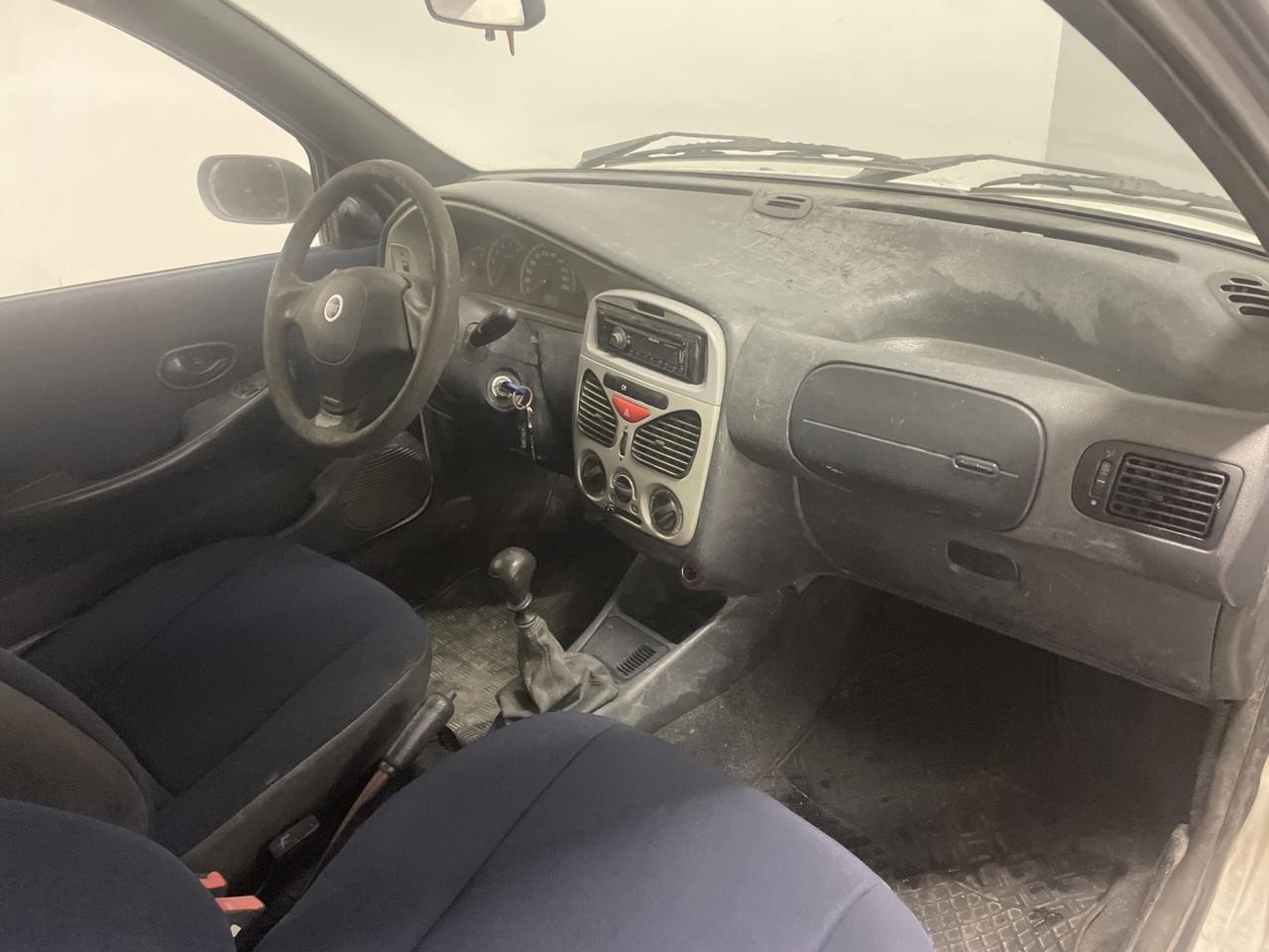 Fiat Strada 1.9 JTD Pick-up cabina lunga