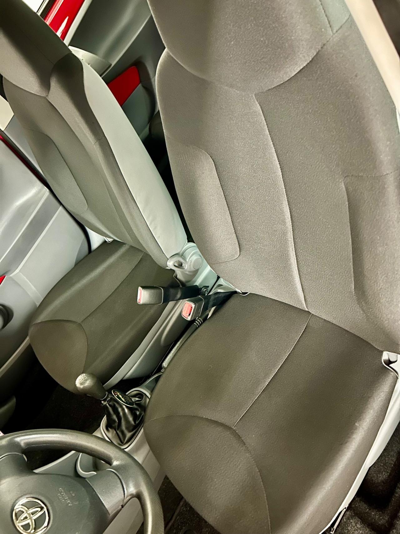 Toyota Aygo 1.0 12V VVT-i 5 porte Sol Connect