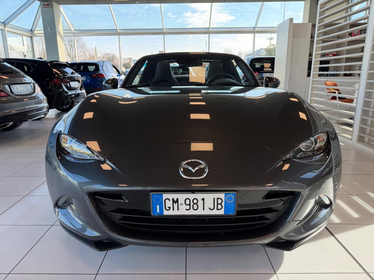 Mazda MX-5 2.0L Skyactiv-G RF Sport i-ELOOP
