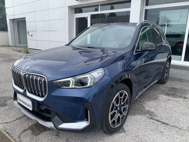 BMW iX1 xDrive 30 xLine