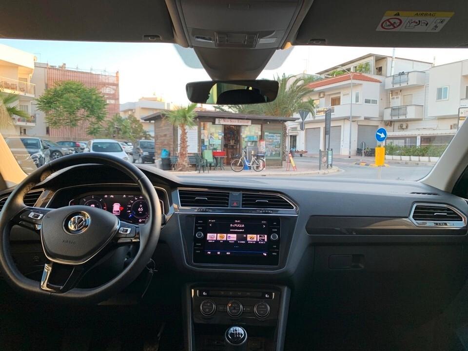 Volkswagen Tiguan 2.0 TDI SCR R-LINE 150 CV COOKPIT-CARPLAY-LED-CAM